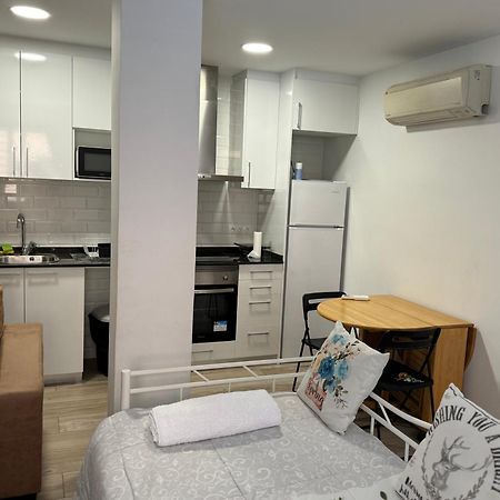 Appartement Apartamento Centro à Rubí Extérieur photo